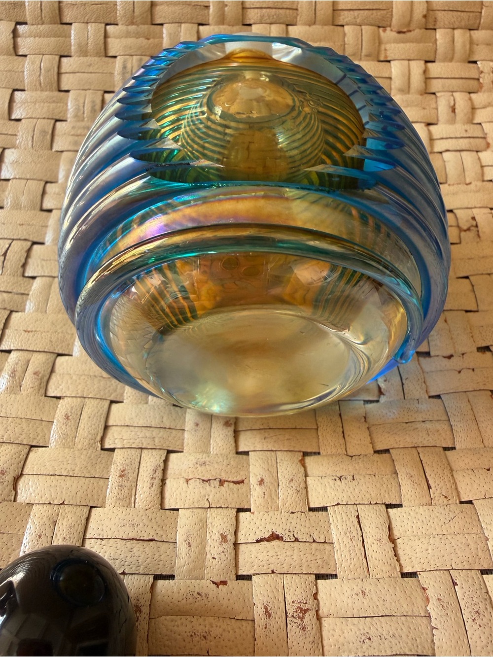 Blue Iridescent Vintage Art Glass Perfume Glass Decorative Bottle Black Stopper - Picture 6 of 7